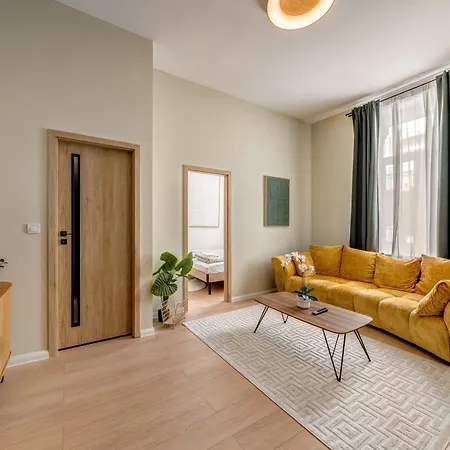 Westend V12 Apartmán *