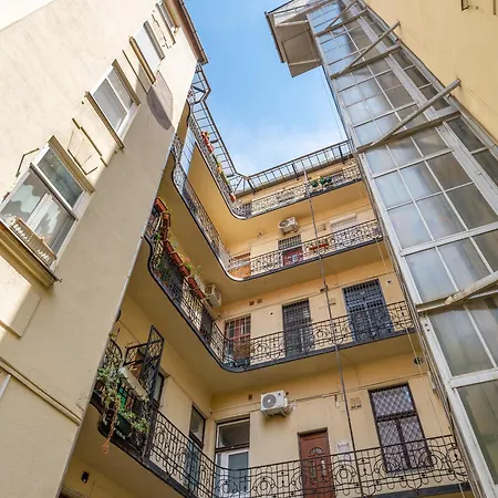 Apartmán Westend V12 *